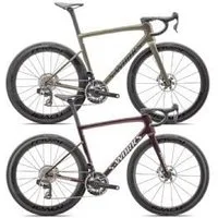 Specialized S-Works Tarmac SL8 SRAM Red eTap AXS Carbon Road Bike 2025 61cm - Gloss Solidity/Red To Black Pearl/Metallic White Silver