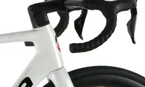 Moda Finale 105 Di2 Cosmic Carbon Road Bike - Red / XLarge