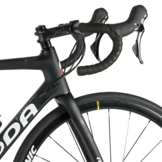 Moda Vivo Disc 105 Ksyrium 30 Carbon Road Bike - Red / Black / XLarge / 58cm