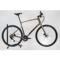 Giant FastRoad AR Advanced 1 - Nearly New - XL Giant FastRoad AR Advanced 1 Nearly New XL